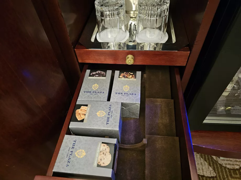Biscotti nel minibar