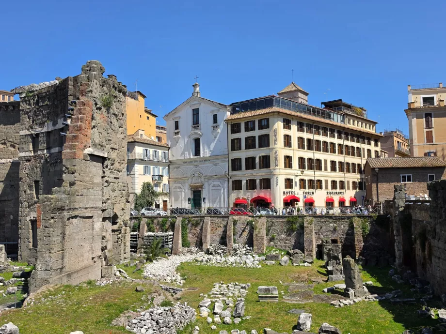 Edificio dell'hotel Forum