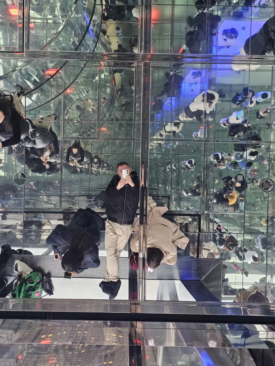 Summit One Vanderbilt, Sala degli Specchi