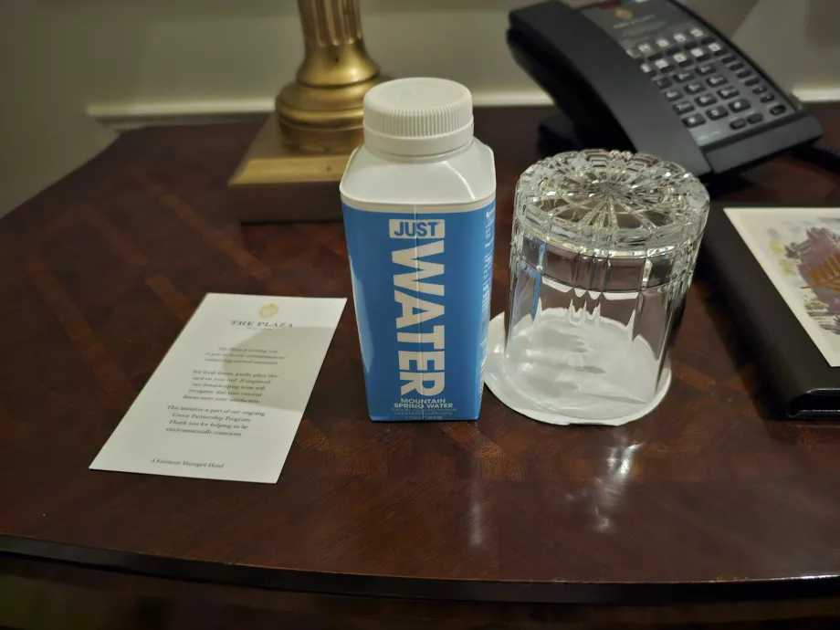 Acqua gratuita in camera