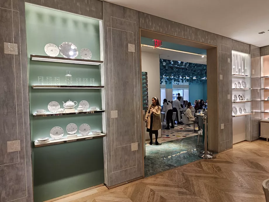 Tiffany &amp; Co., ingresso del Blue Box Café