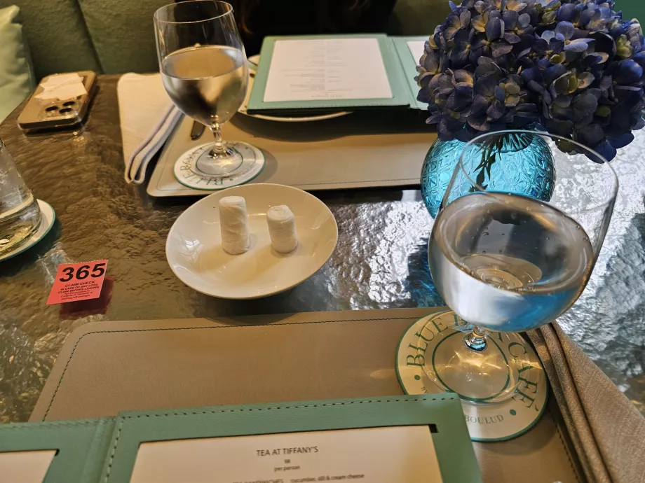 Blue Box, asciugamani