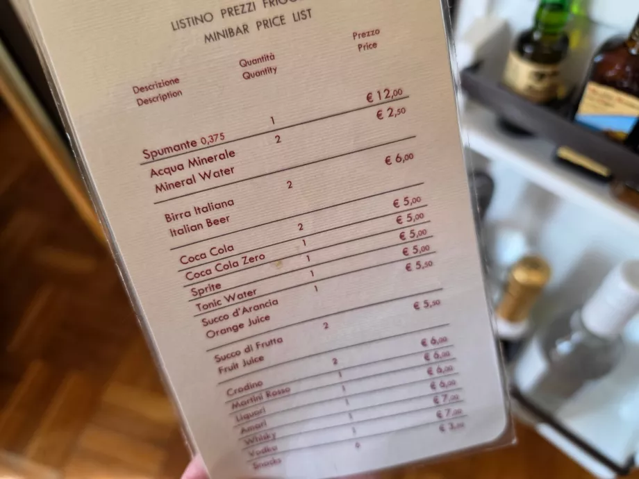 Listino prezzi del minibar