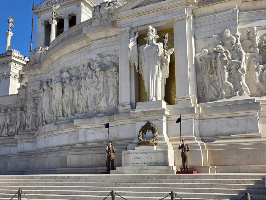 Altare della Patria, tomba del milite ignoto