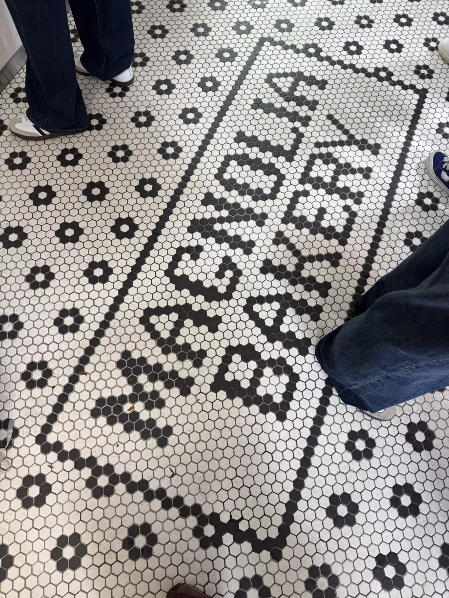 Panificio Magnolia, insegna