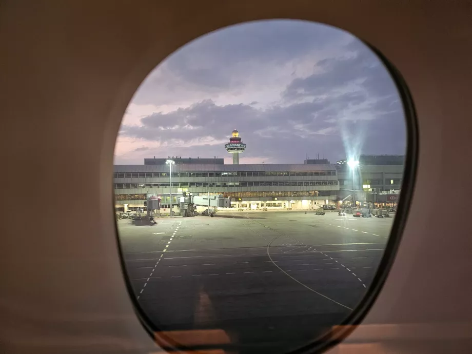Prima della partenza dall'aeroporto di Singapore
