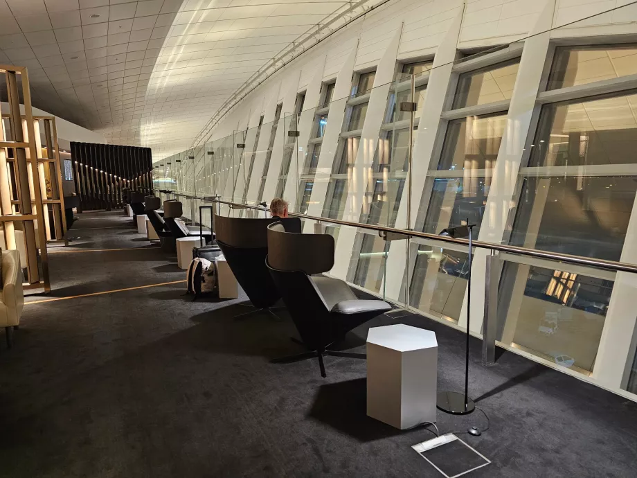 Sala d'attesa dell'aeroporto di Abu Dhabi