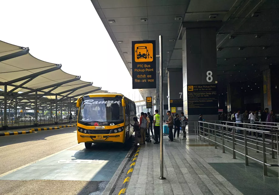 Bus navetta per il Centro di Trasporto Pubblico