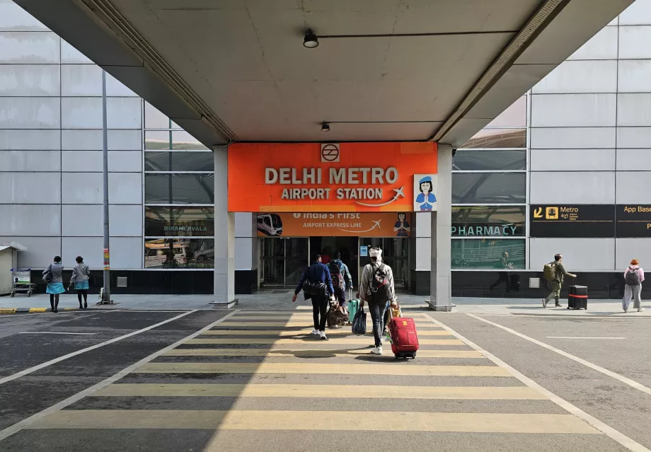Ingresso alla stazione della metropolitana