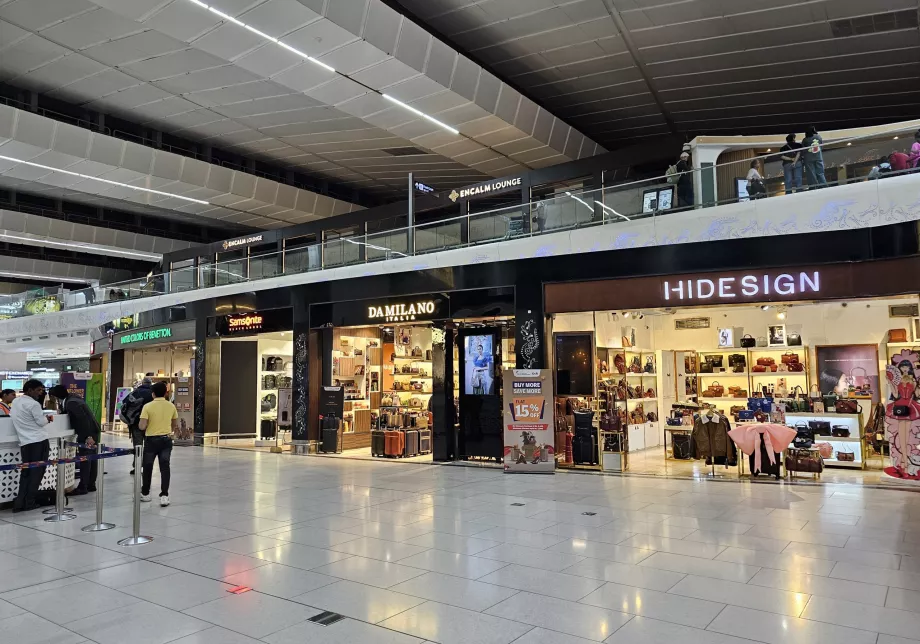 Negozi, transito, terminal 3