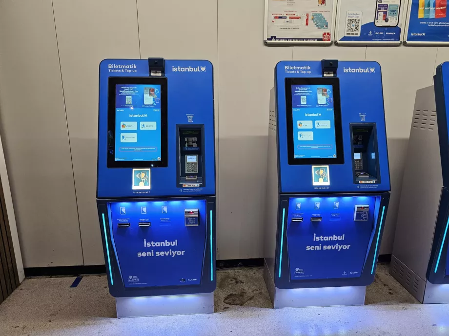 Distributore automatico di biglietti