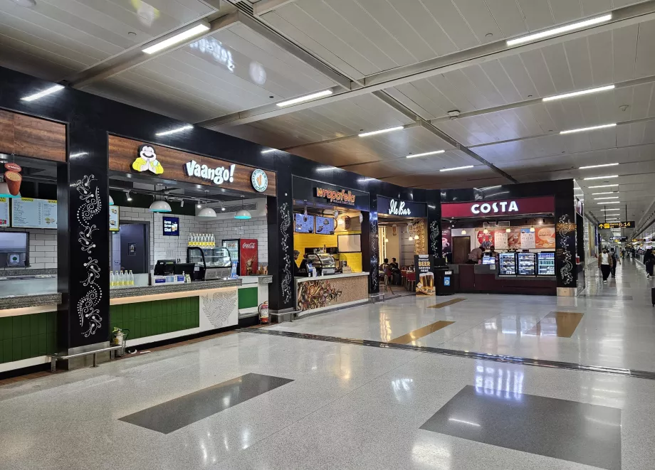 Ristoro al Terminal 3, zona di transito