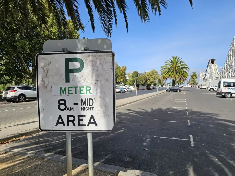Cartelli di parcheggio a pagamento