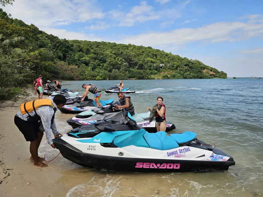 Sosta durante il viaggio da Koh Samui a Pig Island