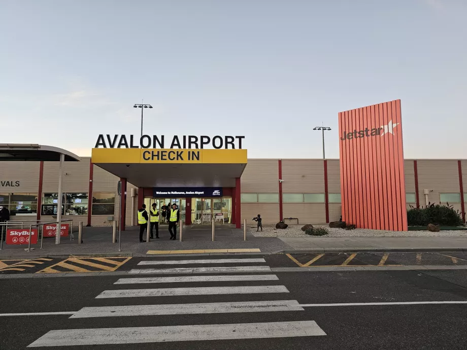 Terminal partenze dell'aeroporto di Avalon