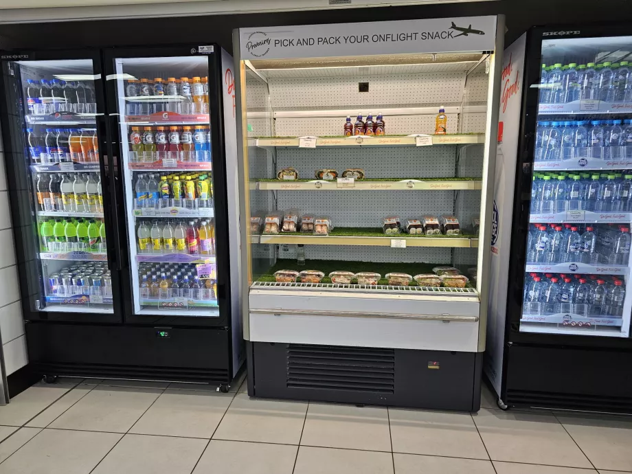 Caffè nella sala di transito delle partenze