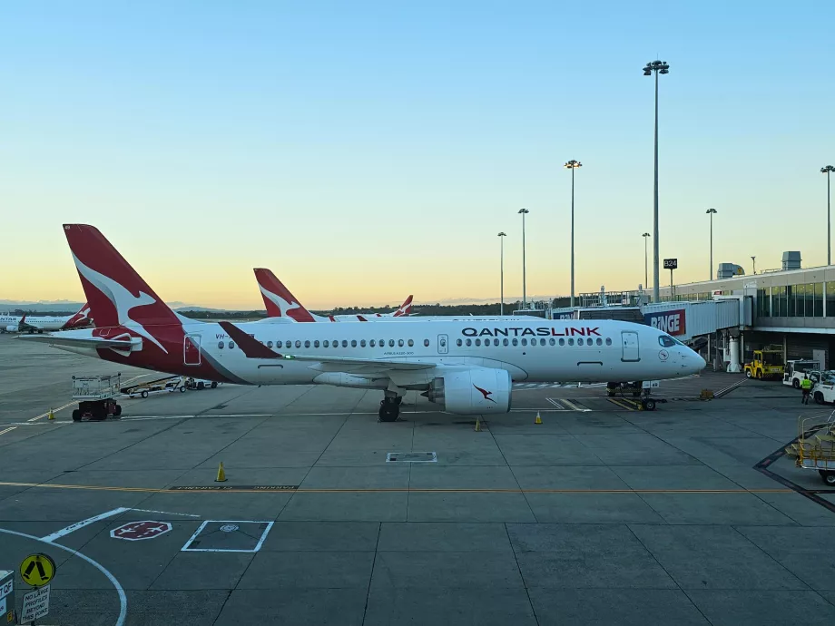 Qantas, Airbus A220, Aeroporto di Melbourne